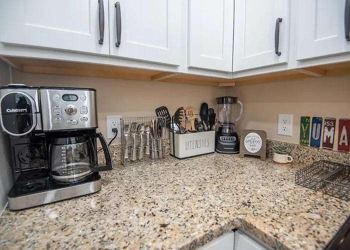 Holiday home Cozy 1-bedroom Getaway With The Essentials *